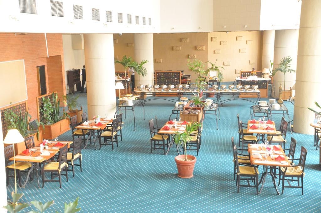 Nicon Luxury Abuja Hotel Exterior photo